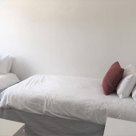 סאות'המפטון Polygon Villas מראה חיצוני תמונה